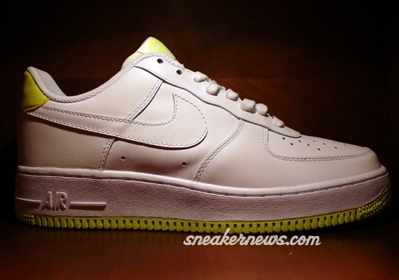 air force one yellow white