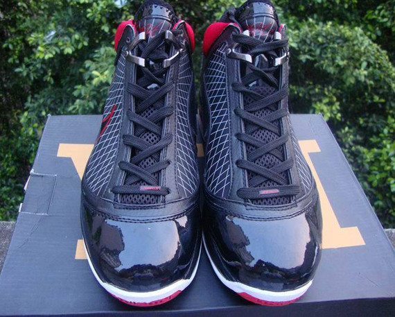 Nike Air Max LeBron VII   Black   Red