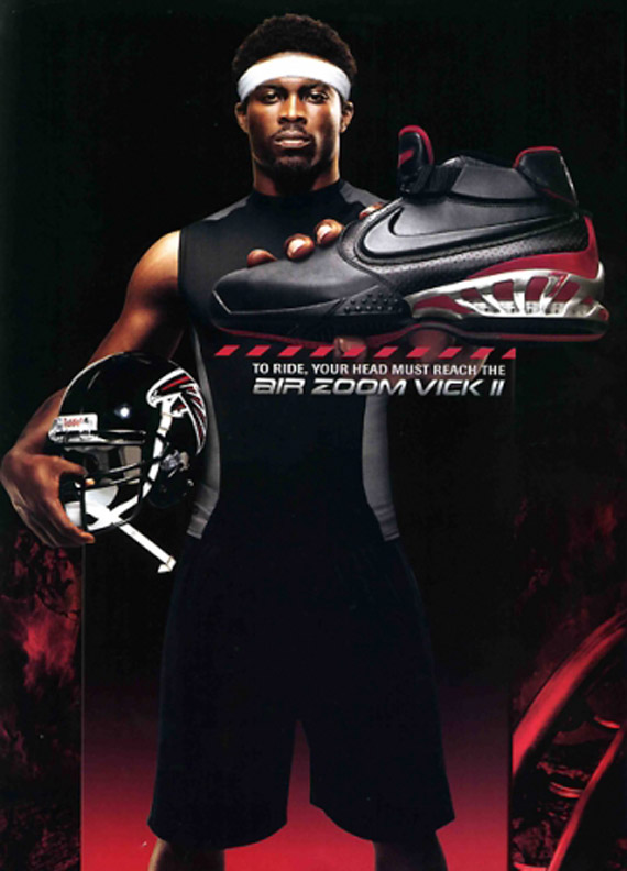 Michael Vick ReSigns with Nike