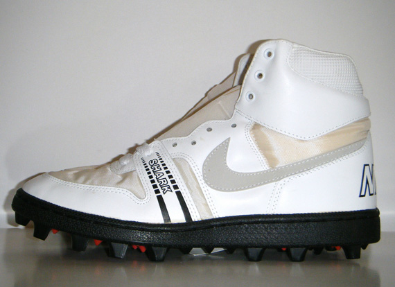 old nike cleats