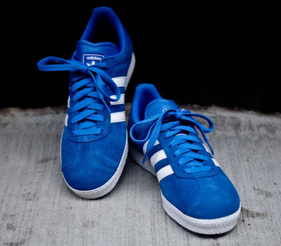 nike roshe run hyperfuse gris - adidas Originals Gazelle II - Blue - White - SneakerNews.com