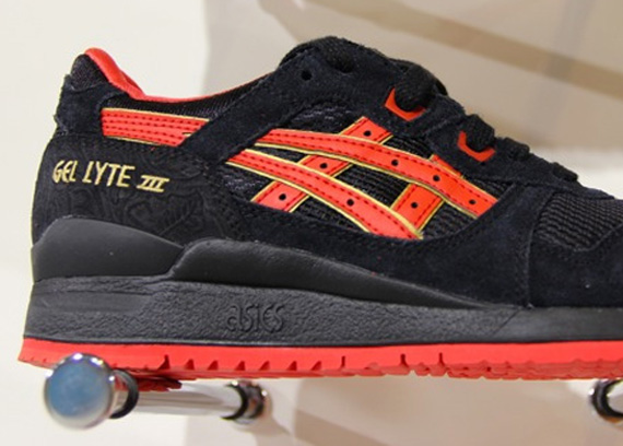 asics gel lyte black and red