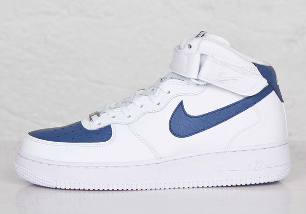 blue and white air force 1 mid
