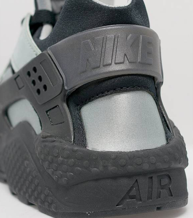Nike Air Huarache Light Grey Coming Soon 05