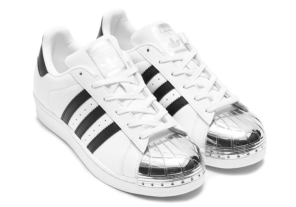 adidas superstar womens white and silver