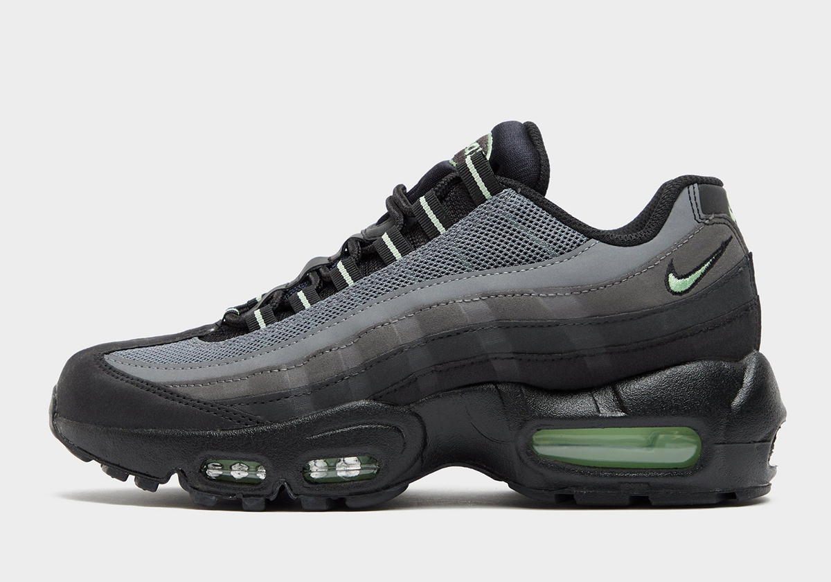 Nike Air Max 95 Black/Vapor Green/Anthracite HM0622-001 | SneakerNews.com