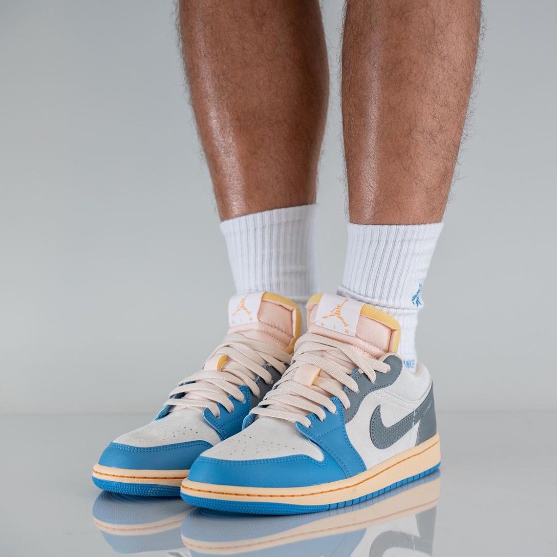 Dropping Soon: The Jordan 1 Low LV8D Receives Nike's Legendary UNC  Treatment