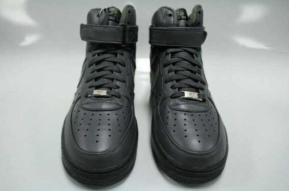 Air Force 1 High Premium CB - Leeds High School - SneakerNews.com