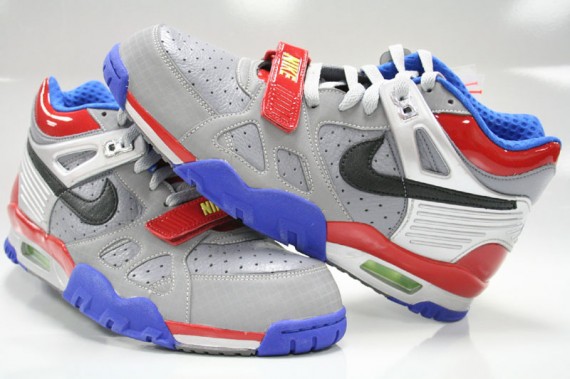 Nike x Transformers Pack – Air Trainer III – finally available