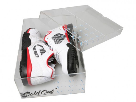 Sold Out x Neo - Clear Sneaker Display Boxes