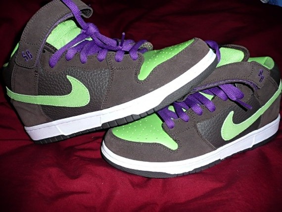 dunk-sb-mid-brown-green.jpg