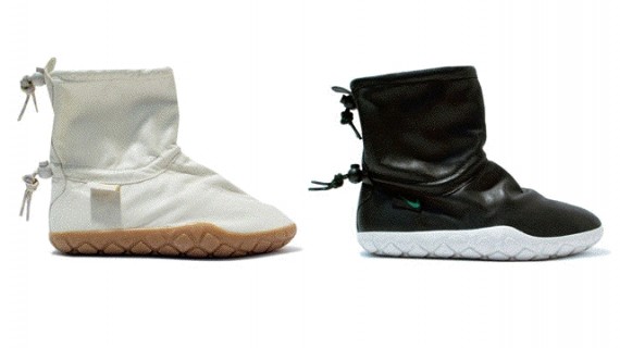 Nike WMNS Chukka Moc - Sail & Black - Now Available - SneakerNews.com