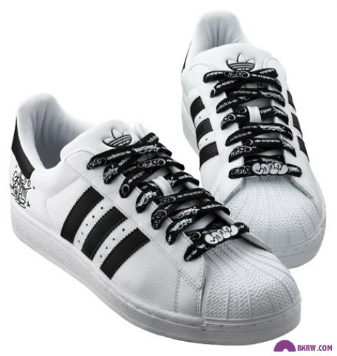 adidas x Footlocker x Cope2 - Sneakers & Apparel