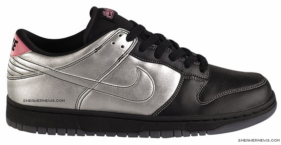 Nike 6.0 Dunk Low – Black – Metal Silver – Journey’s Exclusive