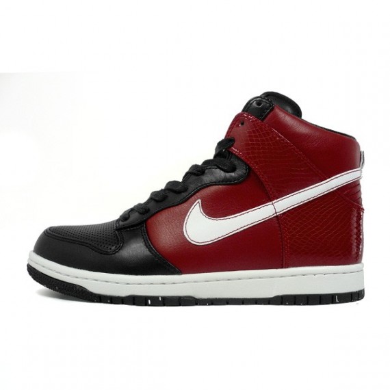 Nike Dunk High Supreme 2008 - Varsity Red - SneakerNews.com