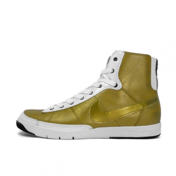 Nike WMNS Blazer Mid Plus - Granite & Metallic Gold - SneakerNews.com