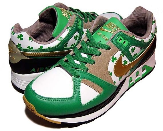 Nike Women’s Air Stab - St. patty’s Day