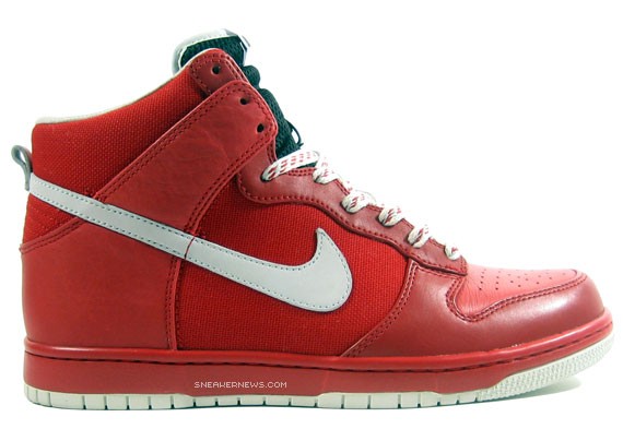 Nike Dunk High Be True in Solid Colors - Blue, Red, Yellow
