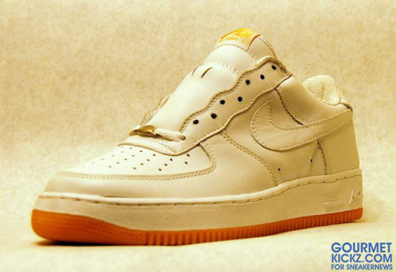 Nike Air Force 1 - White & Gum
