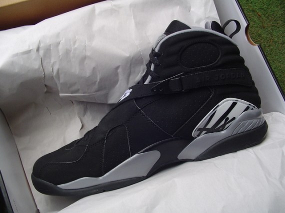 Air Jordan VIII - Juwan Howard PE - SneakerNews.com