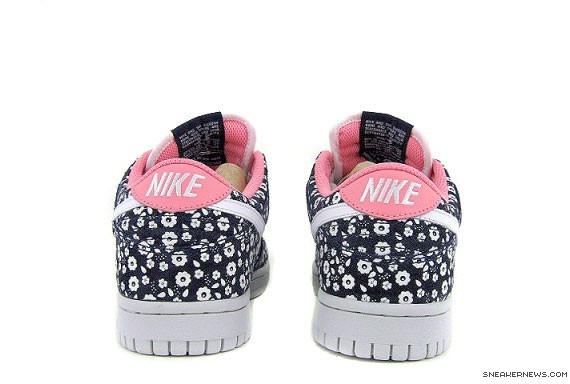 Nike Dunk Low WMNS- Floral - Navy - White