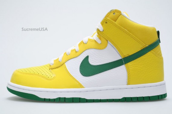 green and yellow nike dunks