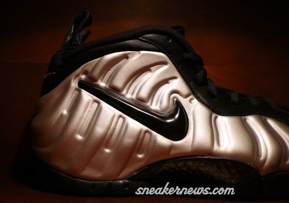 Nike Foamposite Pro - Silver - Black