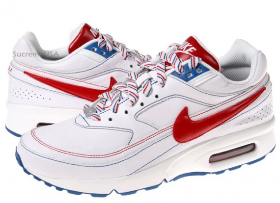 Nike Air Classic BW WMNS - Independence Day Pack
