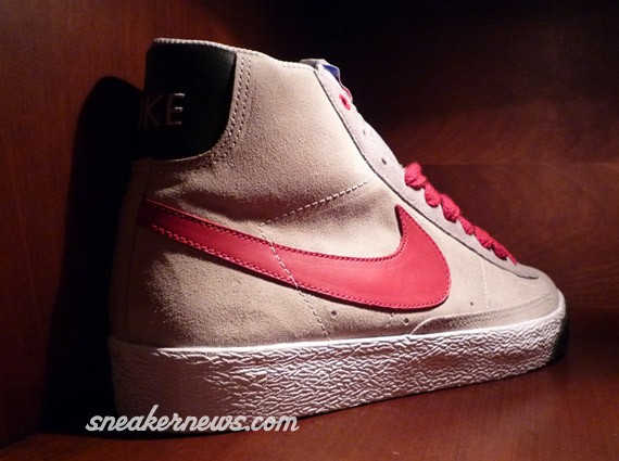 Nike Blazer Mid - Grey - Red - White - Black