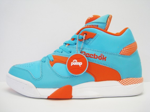 Reebok Court Victory Pump – Aqua/Orange