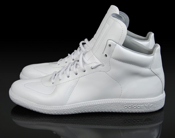 Adidas BW Army Mid Clean - SneakerNews.com
