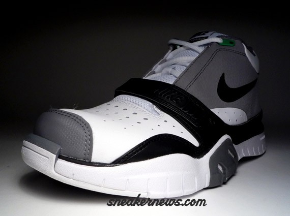 Nike Zoom Tennis Trainer - White/Black/Grey/Green Spark