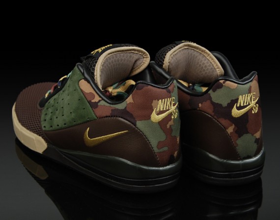  Nike  SB  Zoom Tre  AD  Camouflage SneakerNews com