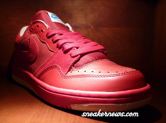 Nike Court Force Low - Red Distressed Leather