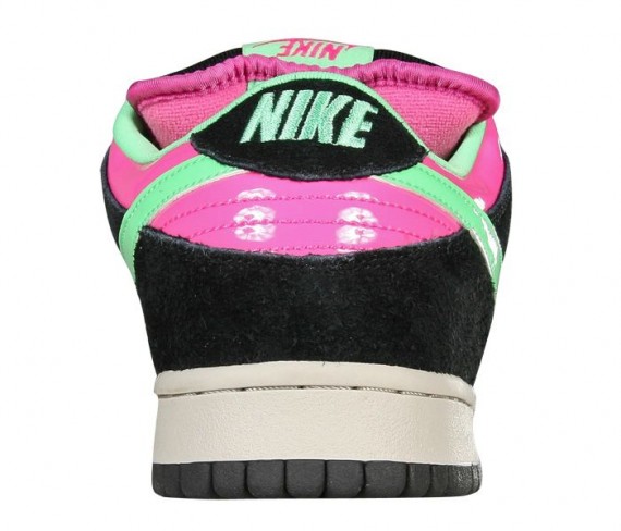 Nike Dunk Low Pro SB - Magnet - Light Poison - Green - SneakerNews.com
