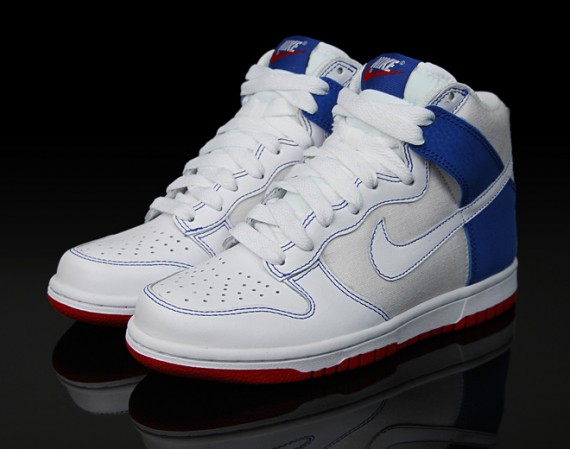Nike Wmns Dunk High White Blue Red 1