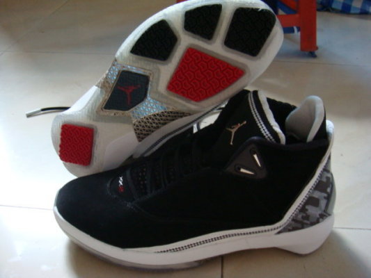 Air Jordan XX2 (22) - Black-White - 1 & 22 Countdown Pack