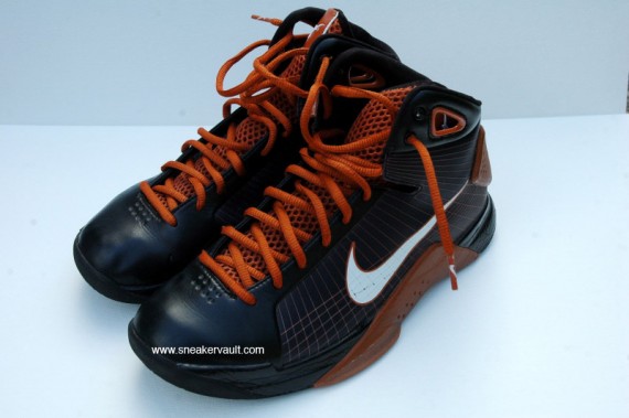 Nike Hyperdunk - Texas Longhorn PE