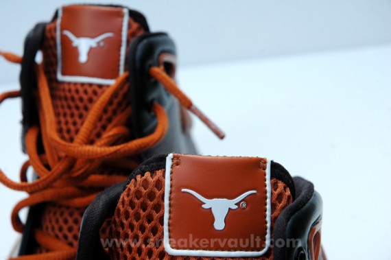 Nike Hyperdunk - Texas Longhorn PE