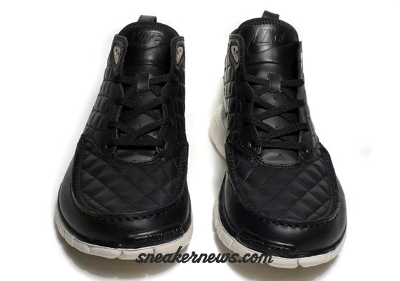 Nike Free Hybrid Boot Premium - Black Quilted