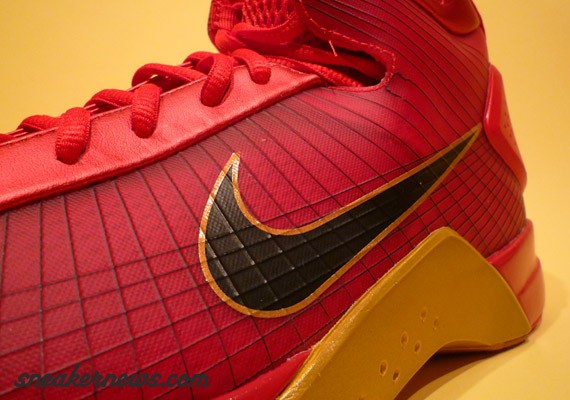Nike Hyperdunk Sport Red - Metallic Gold - China