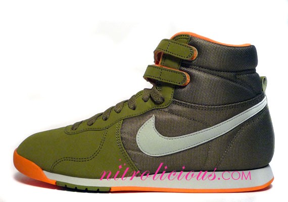 Nike WMNS Aerofit High - Scenery Green - Mandarin - SneakerNews.com