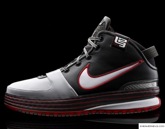 Nike Zoom LeBron VI officially unveiled
