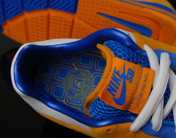 Nike SB Zoom TRE A.D. - NY Knicks - Shock Orange - New Blue