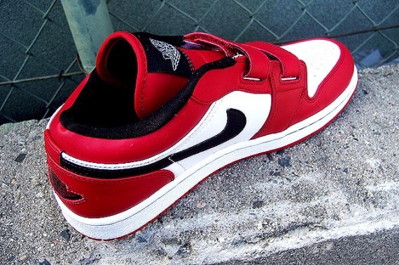 Air Jordan 1 Low Velcro - White - Black - Varsity Red -