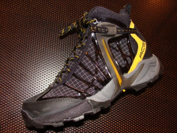 Nike Air Zoom Tallac Lite - Black - Grey - Yellow - SneakerNews.com
