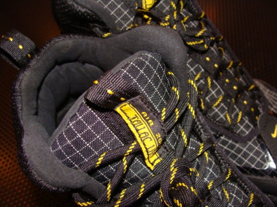 Nike Air Zoom Tallac Lite - Black - Yellow