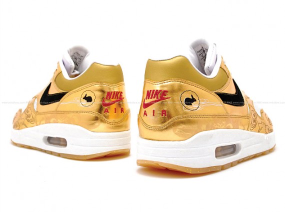 Nike Air Max 1 Supreme - Mid-Autumn Festival Gold - Now Available ...