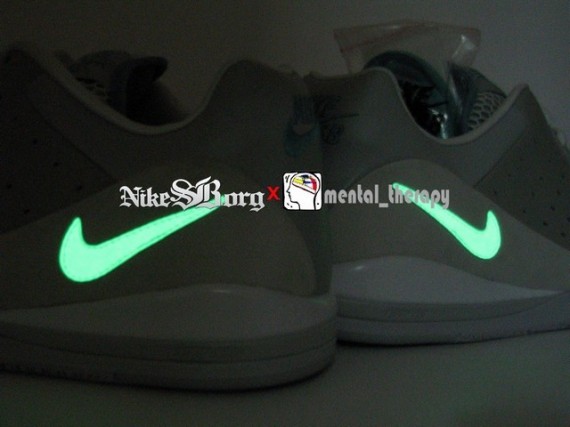 Nike Zoom Tre A.D. - Air McFly Inspired