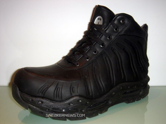 Nike Foamposite (Foamdome) Boot - Black 